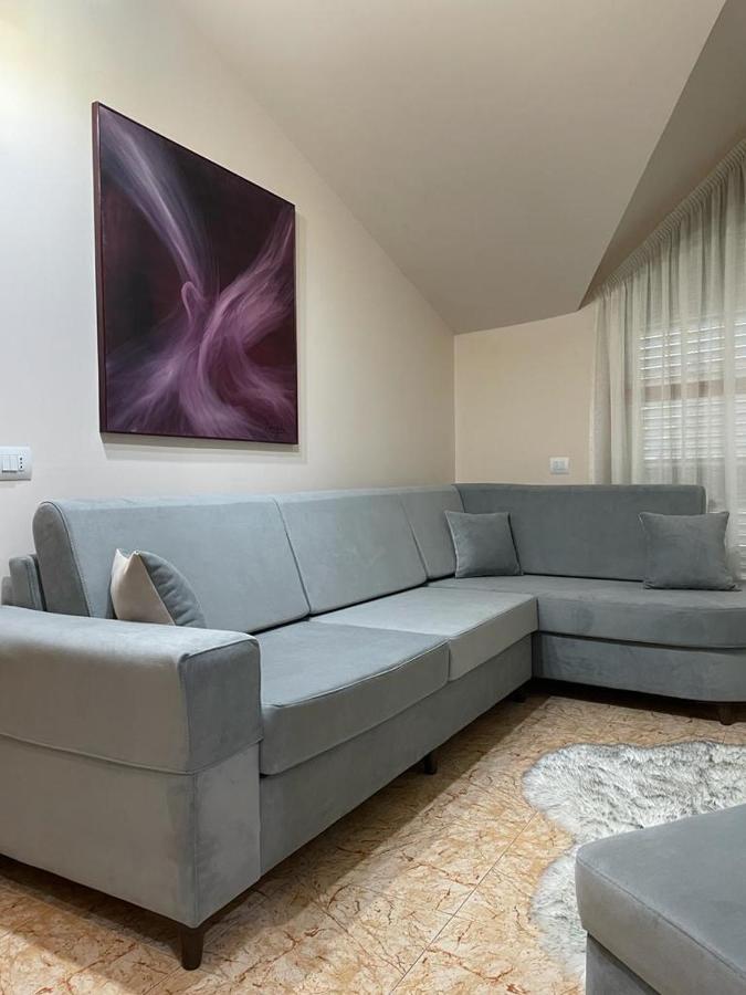 Maison Centre Szkodra Zewnętrze zdjęcie